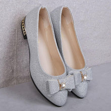 Load image into Gallery viewer, Single Shoe Women's Summer 2019 Korean Version Low-heeled Baitao Butterfly Knot Shoes Shallow Sequined Flat-soled Leisur14