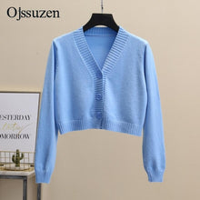 Load image into Gallery viewer, Femmes recadrée Cardigan chandails femme avec bouton noir blanc court pull col en V à manches longues pull femmes tricoté Cardigan