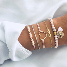 Load image into Gallery viewer, Juego de pulseras Bohemias de 30 estilos para mujeres Shell Star mapa lotus piña corazón Piedra Natural cadenas brazalete Boho joyería
