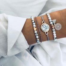 Load image into Gallery viewer, Juego de pulseras Bohemias de 30 estilos para mujeres Shell Star mapa lotus piña corazón Piedra Natural cadenas brazalete Boho joyería
