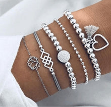 Load image into Gallery viewer, Juego de pulseras Bohemias de 30 estilos para mujeres Shell Star mapa lotus piña corazón Piedra Natural cadenas brazalete Boho joyería
