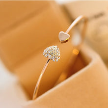 Load image into Gallery viewer, ¡Novedad de 2019! pulsera ajustable de doble Corazón de cristal Bilezik con abertura del puño para Mujer, joyería de regalo para Mujer, Pulseras de 7g
